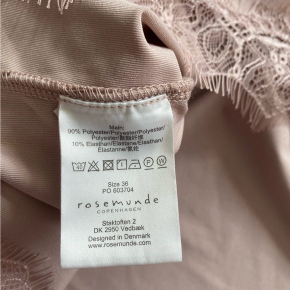 Rosemunde Bra Friendly V-Neck Tank Top with Lace womens sz 2 - Picture 7 of 8